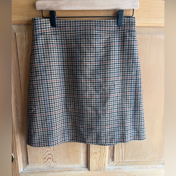 J. Crew Dresses & Skirts - J.Crew Wool Houndstooth A-Line Skirt | Dark Academia | Size 4